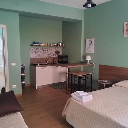 Incastro B&B In Crotone Eksteriør billede