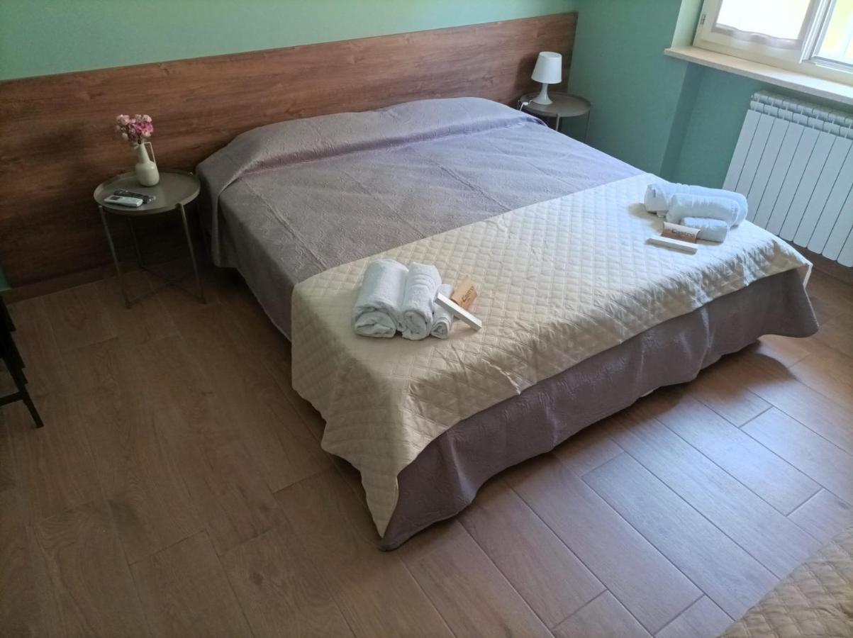 Incastro B&B In Crotone Eksteriør billede